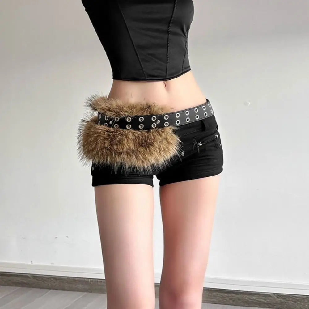 Personality PU Leather Leather Fur Belt Faux Fur Rivet Plush Belt Korean Style Jeans Decor Furry Waistband Female/Girls