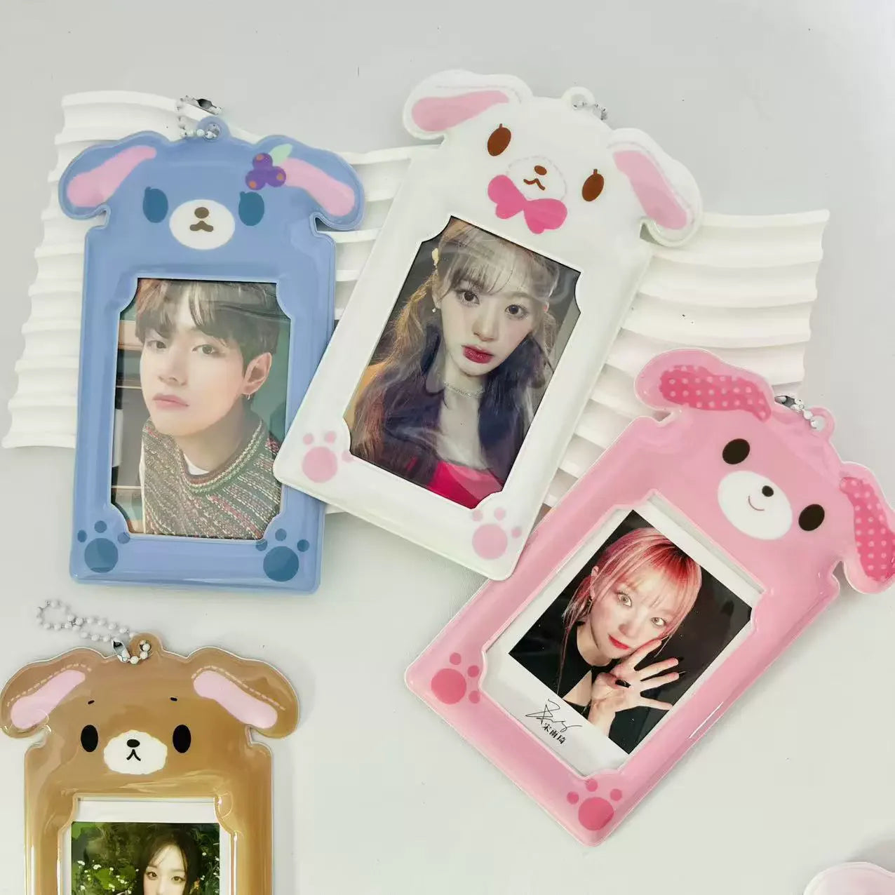Cartoon Rabbit Photocard Holder Keychain Photo Card Holders 2.9x3.9 Inch ID Badge Holder Bus Card Credit ID Bank Card Holder