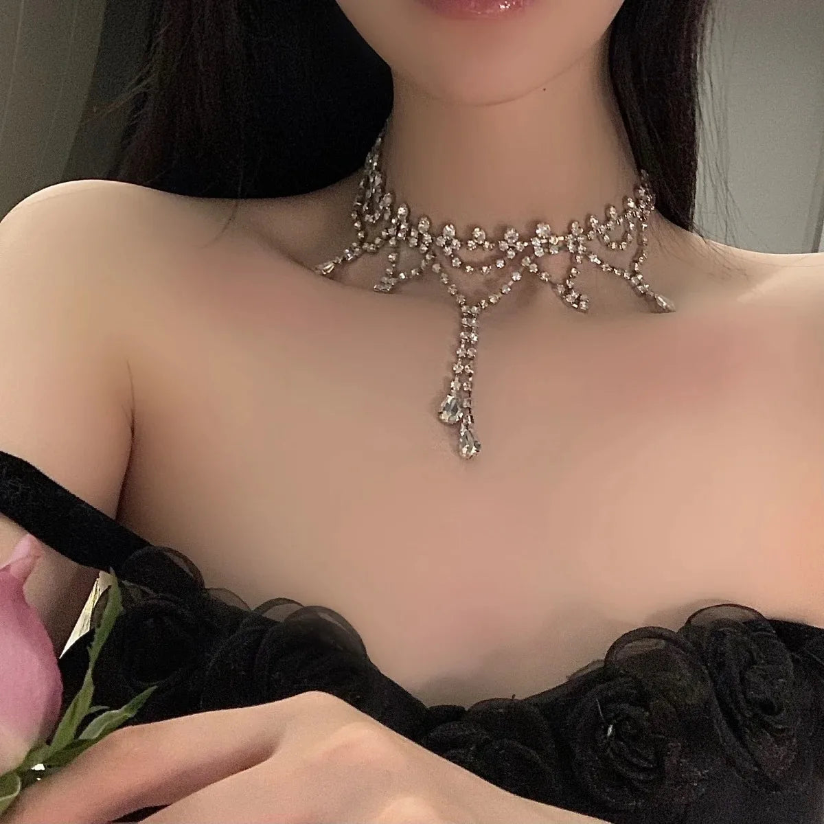 New exquisite zircon necklace temperament fairy choker accessories sweet cool women's chain collar women's clavicle chain