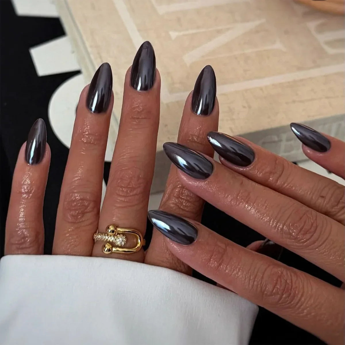 24Pcs Almond Press on Fake Nails Wearable Red Purple Blusher Halo Design False Nails Acrylic Full Over Simple Fashion Nail Tips