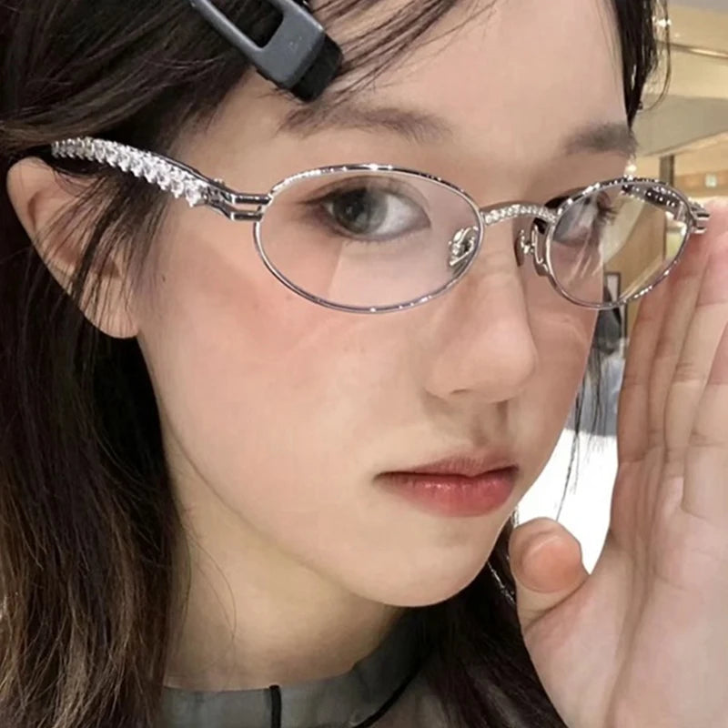Vintage Round Black Shades Bling Diamond Glasses Luxury Design Eyewear Women Rhinestone Sunglasses Stylish Oval Sun Glasses