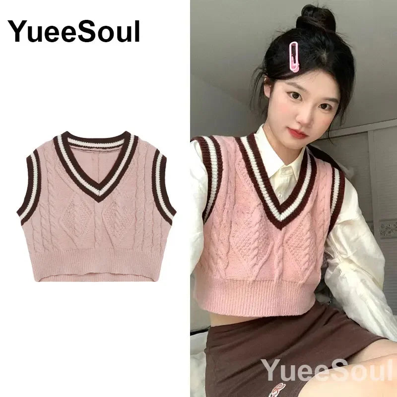 Vintage Knitted Women Sweater Vest American Y2K Aesthetic Sweet Cute 90s Slim Crop Waistcoat 2023 New Plaid Sleeveless Knitwears