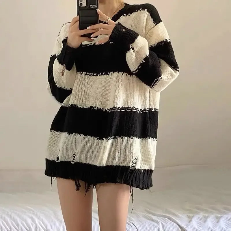 Sweaters Women Gothic Vintage Hole Aesthetic Autumn Streetwear Striped Knitwear Simple Fashion Casual Loose All-match Pullovers
