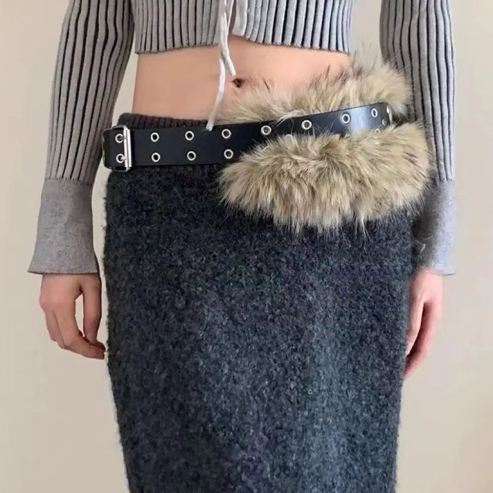 Personality PU Leather Leather Fur Belt Faux Fur Rivet Plush Belt Korean Style Jeans Decor Furry Waistband Female/Girls