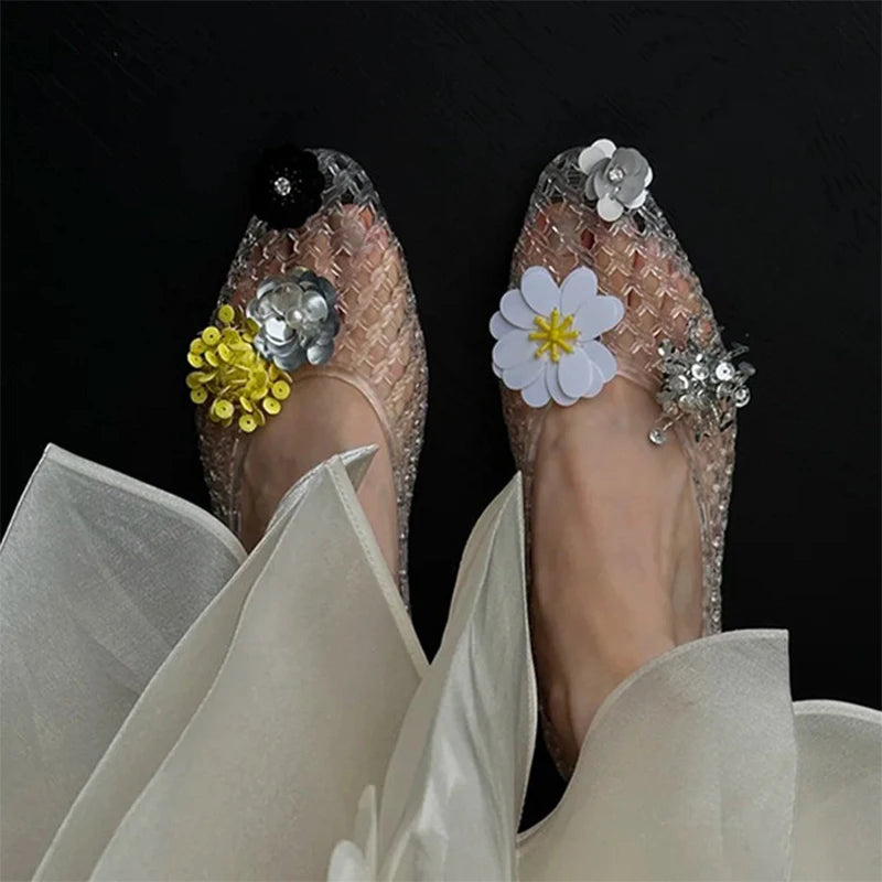 Transparent Crystal Shoes for Women Pointed Toe Hollow-out Flower Decoration DIY Hole Sandals Korean Jelly Shoes Casual Sandals