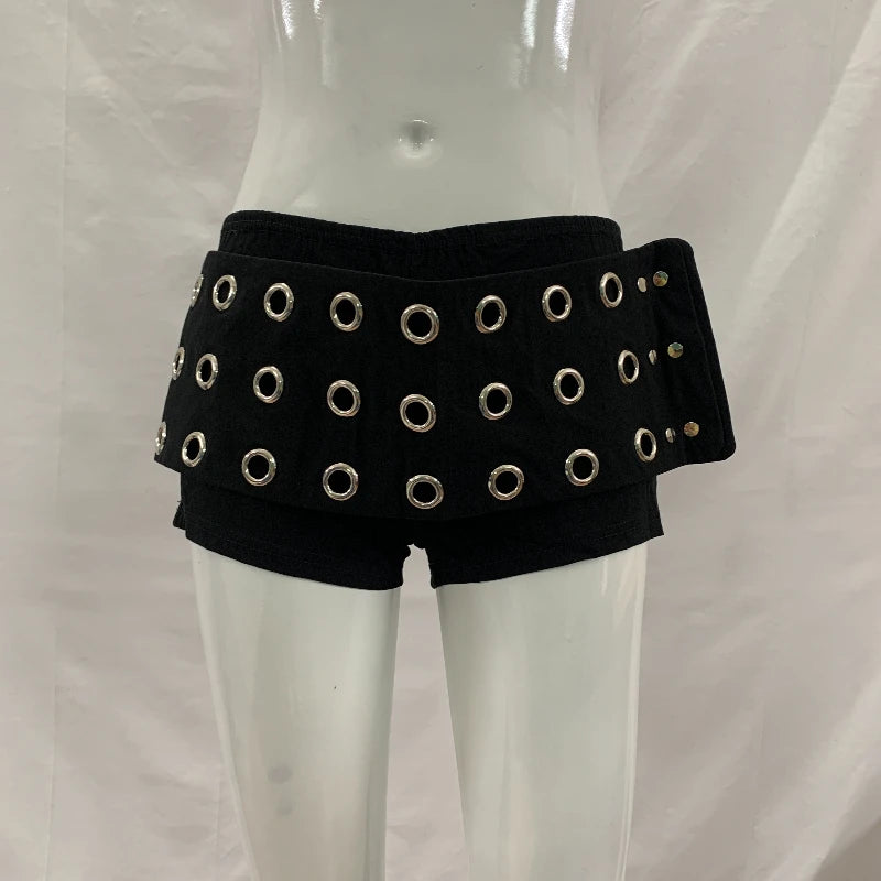 Low rise hollow metal steel ring punk style fashionable shorts, suitable for hot girls in the 2026 street fashion trend