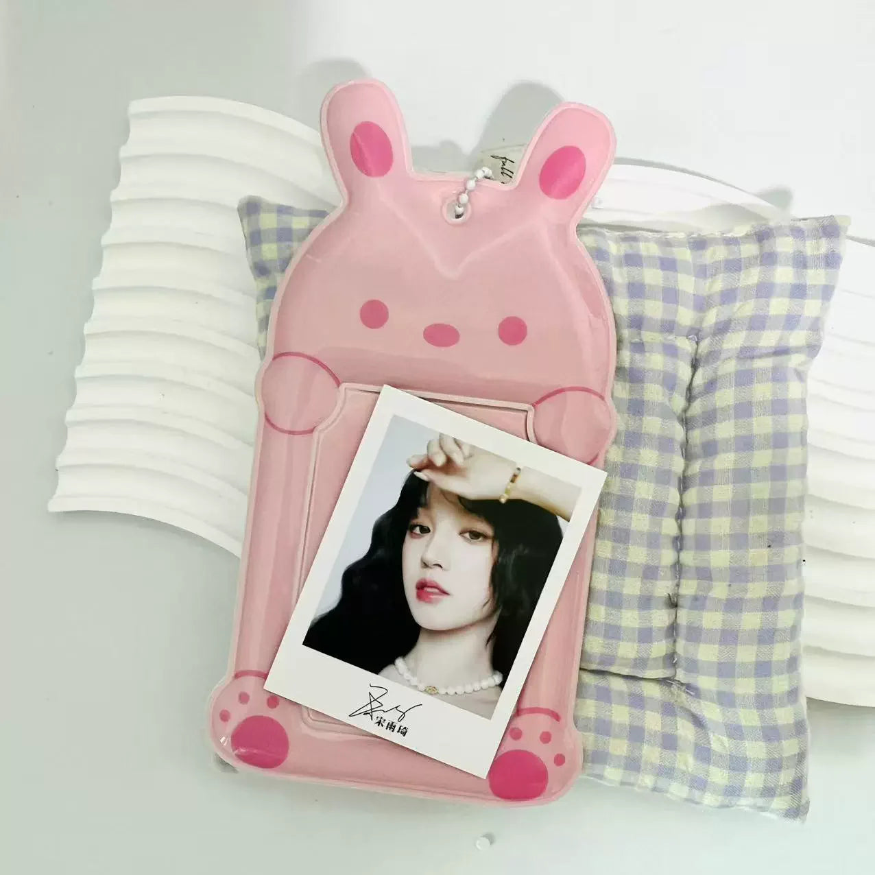 Cartoon Rabbit Photocard Holder Keychain Photo Card Holders 2.9x3.9 Inch ID Badge Holder Bus Card Credit ID Bank Card Holder