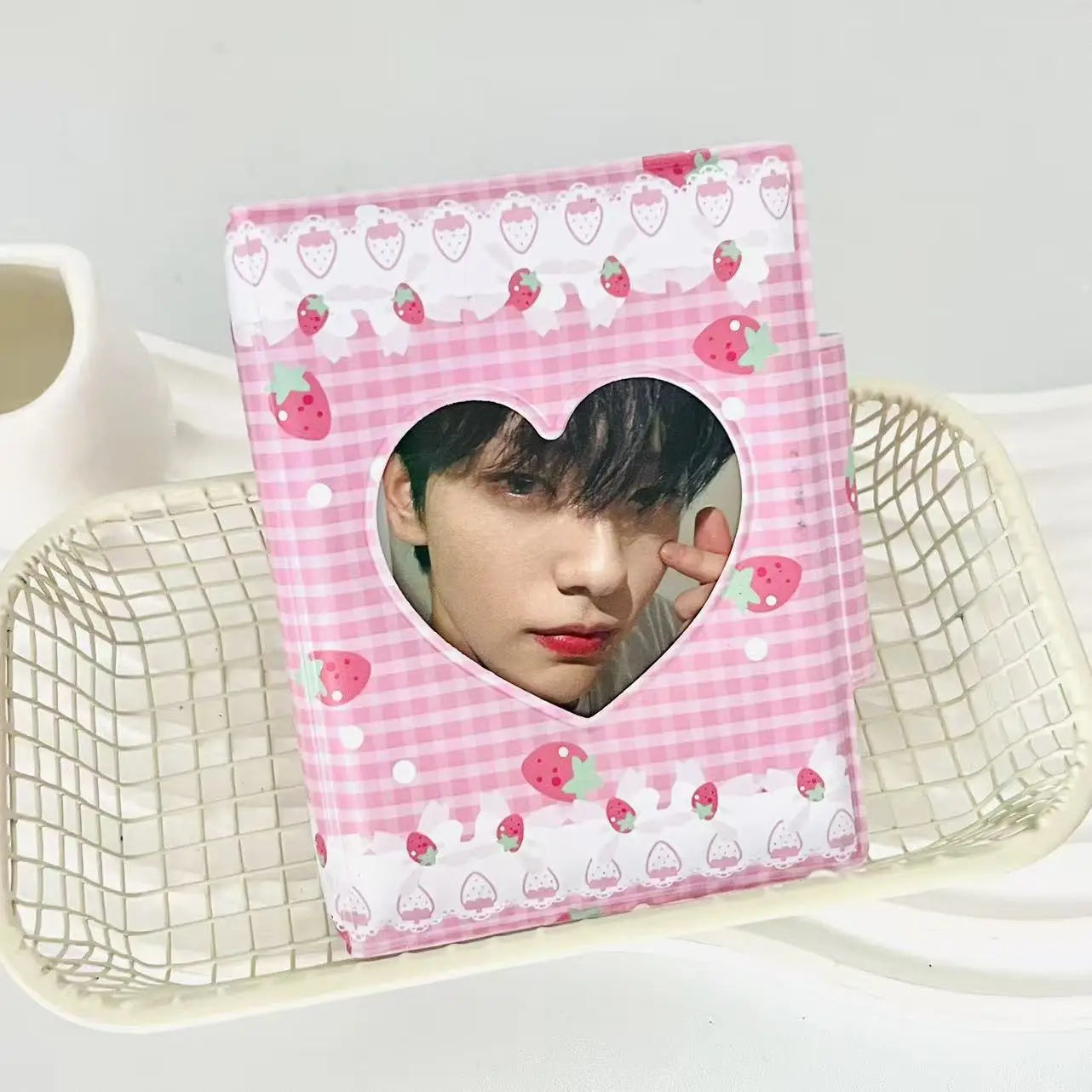 INS Cute Strawberry Card Album 3 Inch Photocard Album Kpop Idol Photo Card Book Holder Star Chasing Girl Gift