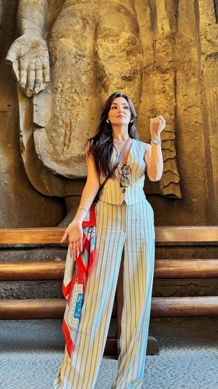 Women's Striped Two Piece Set V-Neck Button Vest Top High Waist Wide Leg Pants Elegant Business Casual Summer Workwear Outfit