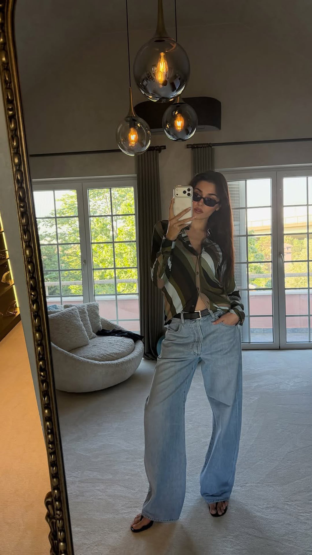 Abstract Print Full-Sleeve Lapel Blouse | Inspired by Hande Erçel