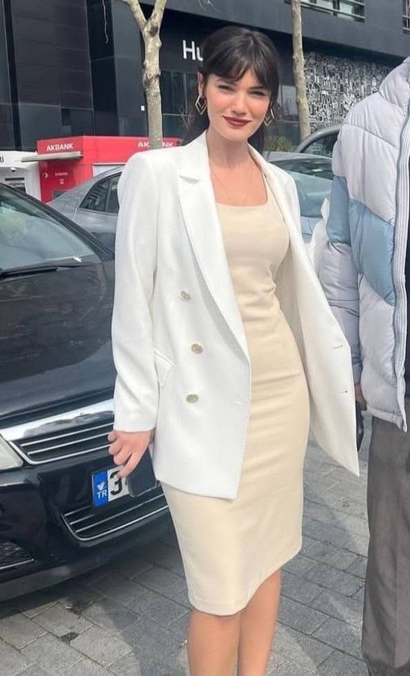 Korean Double-Breasted Notched Collar Slimming Suit Jacket | Inspired by Pınar Deniz