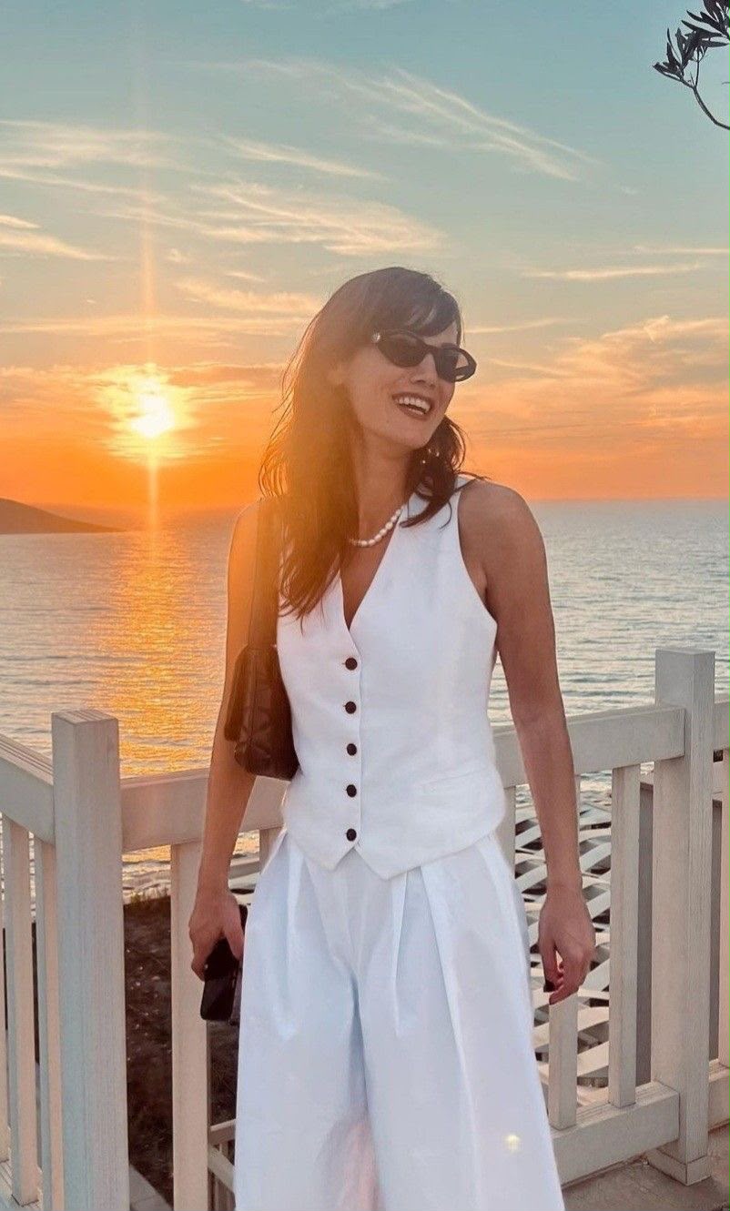 Sleeveless V-Neck Button Vest & High Waist Wide Leg Pants 2-Piece Linen Set | Inspired by Pınar Deniz