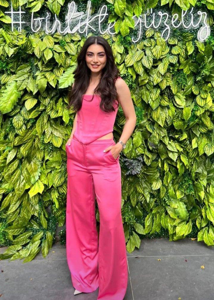 Women's Cotton Linen Set Casual Fashion Wide Leg Pants Sleeveless Pockets Solid Color Ensemble Elegant Versatile Outfit